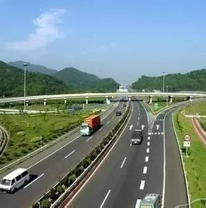甘肃丨350公里高速及一级公路计划今年建成