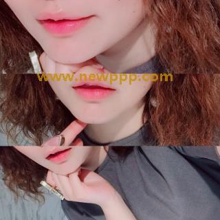 D-832